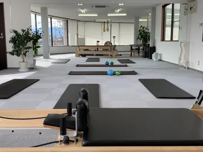 ピラティススタジオ ラフ